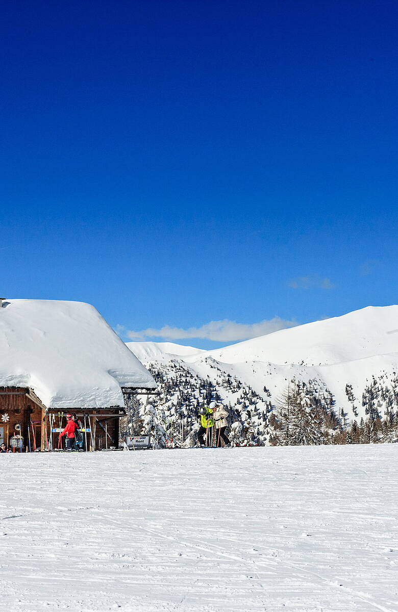 Den Weitblick in der Sulznig Hütte genießen © Mathias Prägant_MBN Tourismus