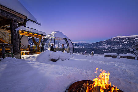 TIME for two: Snowflake fondue in the glass dome