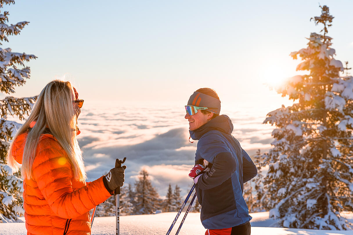 Langlaufen zu zweit auf der Hochrindl© Christoph Rossmann_MBN Tourismus Langlaufen zu zweit auf der Hochrindl© Christoph Rossmann_MBN Tourismus
