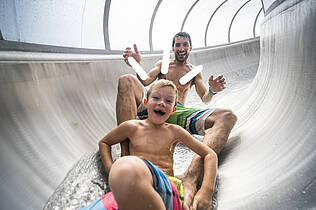 Rutschen-Spaß auf der 86 Meter langen Nockbergerutsche © Gert Perauer